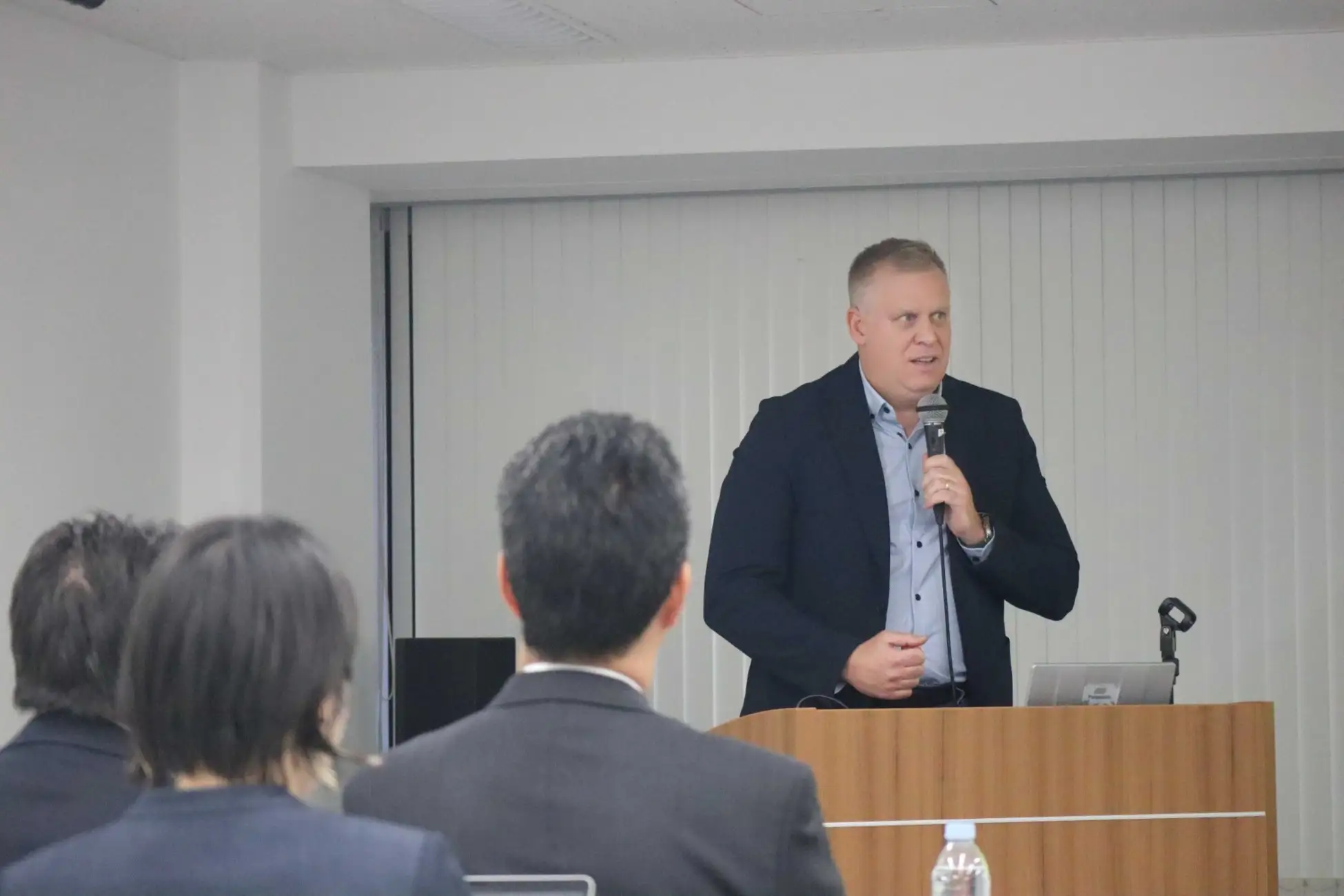 セミナー「AIが拓くIRの未来 海外投資家と企業をつなぐ新たな選択」